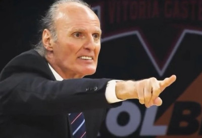 ШОКАНТАН ОТКАЗ ИВАНОВИЋУ У ВИРТУСУ: Мења га Србин