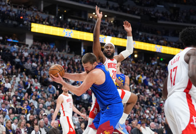 НОВИ ТРИПЛИ-ДАБЛ ЈОКИЋА у победи кошаркаша Денвера против Хјустона