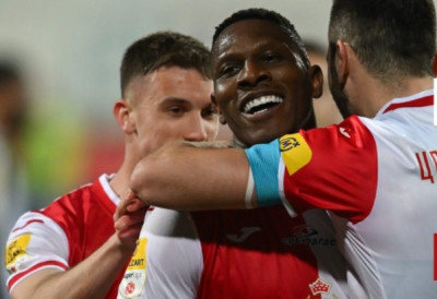 ПОБЕДОМ У КРАГУЈЕВЦУ НОВОСАЂАНИ ОДРЖАЛИ КОРАК СА ПАРТИЗАНОМ: Кад је најтеже – Џон Мери