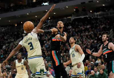 НБА ЛИГА: Сан Антонио остварио 24. победу у последњих 26 утакмица
