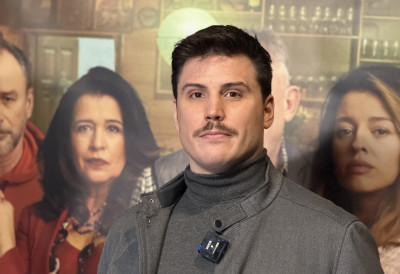 Глумац НИКОЛА ШУРБАНОВИЋ открива како је ФИЛМ „СПОРТСКО СРЦЕ” трансформисао његов лик из истоимене позоришне представе: „ОВО ЈЕ САСВИМ НОВИ УГАО ГЛЕДАЊА НА ПАВЛА”