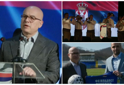 (ФОТО) ЛИДЕРА СНС ВУЧЕВИЋА ДОЧЕКАЛА ДРАГАЧЕВСКА ТРУБА У ГУЧИ Јаке поруке из пуне сале, најавио и долазак председника Вучића: Без државе нема путева, плата ни пензија- 29. март је пресудан