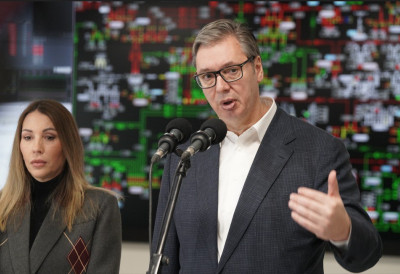 "ИМАМО НАЈВЕЋУ ФЛОТУ У РЕГИОНУ, СРБИ, БОШЊАЦИ И ХРВАТИ МОГУ ДА СЕ ВРАТЕ ЗАЈЕДНО" Вучић о летовима из Дубаија, приоритет безбедност наших грађана