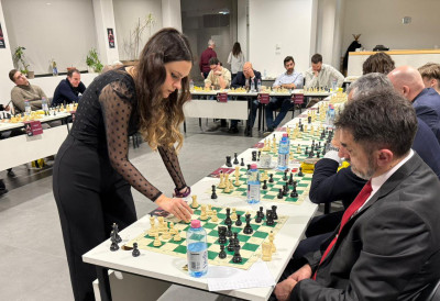 Велемајстору Дамљановићу трећа звездица, Теодора Ињац непобедива СПЕЦИФИЧАН ФЕСТИВАЛ – МЕМОРИЈАЛ „ДУШАН Љ. ТРИФУНОВИЋ“