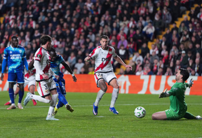 АЗ АЛКМАР, ШАХТЈОР СТРАЗБУР, И РАЈО ВАЉЕКАНО У ЧЕТВРТФИНАЛУ ЛИГЕ КОНФЕРЕНЦИЈА: Холанђани су били бољи од Спарте, Украјинци од Леха, Французи од Ријеке, а Шпанци од Самсуна