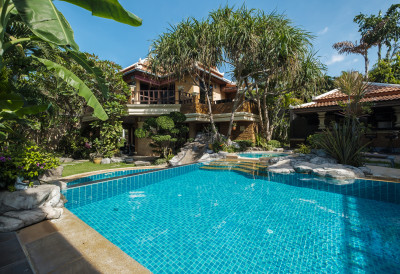 Јефтиније од гараже СВЕ ВИШЕ СТРАНАЦА ХРЛИ У ОВУ ЗЕМЉУ Кућа са базеном за 50.000 евра