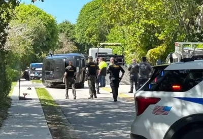 БИО ПОД УТИЦАЈЕМ ЛЕКОВА? Тајгер Вудс приведен након саобраћајне несреће коју је изазвао ЊЕГОВ ТЕРЕНАЦ СЕ ПРЕВРНУО НА БОК