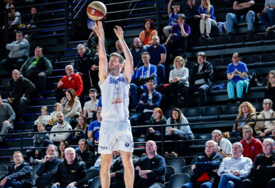 БИВШИ КОШАРКАШ ВОЈВОДИНЕ У ЦЕНТРУ ПАЖЊЕ У ПОБЕДИ СПАРТАКА У АБА ЛИГИ Урош Бањац дочекао шансу