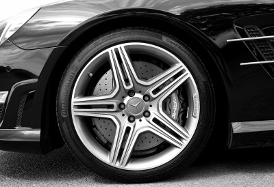 ДРАМАТИЧНО, ШЕФ МЕРЦЕДЕСА ПРОТИВ ЕУ! "Овом политиком ризикујемо да уништимо аутомобилску индустрију"