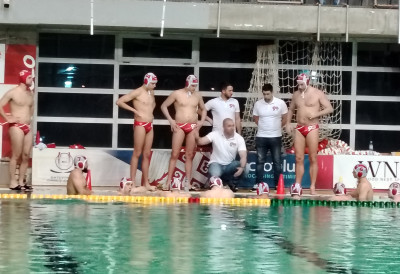 ВАТЕРПОЛИСТИ ВОЈВОДИНЕ НИСУ УСПЕЛИ ДА СЕ ПЛАСИРАЈУ У ТОП 8 СУПЕРЛИГЕ СРБИЈЕ: Новосађани имали предност из првог меча, Земун узвратио и после петераца славио