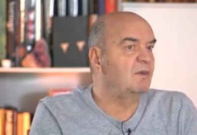 НОВЕ ИНФОРМАЦИЈЕ О ДУШКУ ВУЈОШЕВИЋУ: Лекари се боре за бубрег и са упалом плућа