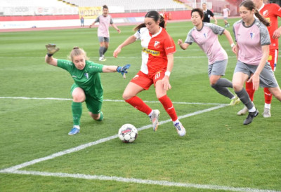 У ЧЕТВРТФИНАЛНОМ СУСРЕТУ КУПА СРБИЈЕ ЗА ФУДБАЛЕРКЕ, НА „КАРАЂОРЂУ“ БЕЗ ИЗНЕНАЂЕЊА: Суботичанке међу четири најбоља тима