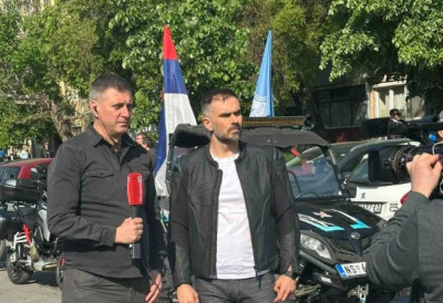 "НОВОСАЂАНИ НЕ ЖЕЛИ ТЕРОР“ Градоначелник Мићин оштро осудио скандалозно понашање полиције: Морају да обезбеде нормално кретање!