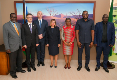 МАЈА ГОЈКОВИЋ У ВИНДХУКУ СА МИНИСТАРКОМ ДАНИЈЕЛ Јачање сарадње Војводине и Намибије у туризму и заштити животне средине