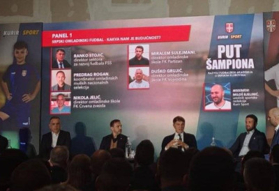 СПЕКТАКУЛАРНА КОНФЕРЕНЦИЈА О БУДУЋНОСТИ СРПСКОГ ФУДБАЛА! Радујко открио шта је апсурд: Сви морамо да се мењамо