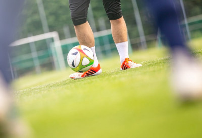 СРЕМСКА ФУДБАЛСКА ЛИГА Лидер пао у Вишњићеву