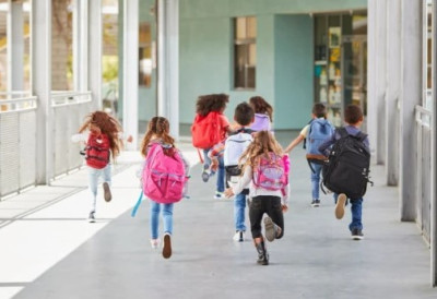 ПРВОМАЈСКИ ОДМОР НИКАДА КРАЋИ Ево колико ће ове године трајати распуст ОВО СУ СЛОБОДНИ ДАНИ