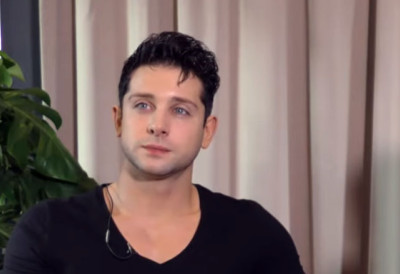 ПОРОТНИЦИ МУ НИСУ ВЕРОВАЛИ Бивши певач групе Спандау бале осуђен на 14 година затвора због силовања