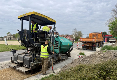 АСФАЛТИРА СЕ  БИЦИКЛИСТИЧКА СТАЗА КА БЕЗДАНУ На два точка ускоро до удаљених салаша ЕВО КОЈЕ ЋЕ СЕ СТАЗЕ ЈОШ ГРАДИТИ