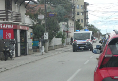 ТРАГЕДИЈА У ЧАЧКУ: Младић скочио са зграде на Љубић кеју