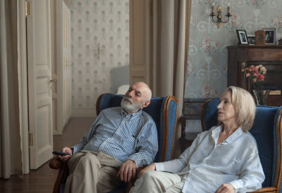 САВЕТ ЗА СМАЊЕЊЕ РИЗИКА ОД ДЕМЕНЦИЈЕ Више кретања уместо пуно неактивног седења