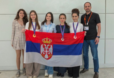 СРПСКЕ МАТЕМАТИЧАРКЕ НАЈБОЉЕ У ЕВРОПИ! Наше девојке „разбиле“ на Европској математичкој олимпијади ЗЛАТНА, СРЕБРНА И БРОНЗАНА МЕДАЉА ЗА РЕПРЕЗЕНТАТИВКЕ СРБИЈЕ