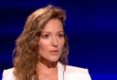 Нолетова супруга НЕМА НИ ГРАМ ВИШКА, ево и како! ЈЕЛЕНА ЂОКОВИЋ НЕ ЗАПОЧИЊЕ ДАН БЕЗ ОВОГ НАПИТКА Спрема се ВРЛО ЛАКО и брзо, а ОВА намирница је посебно ВАЖНА