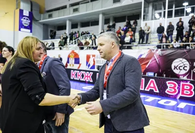 ТРЕНЕР НОВОСАДСКЕ ЖЕНСКЕ КОШАРКАШКЕ АКАДЕМИЈЕ, ДИМИТРИЈЕ ЖИВКОВИЋ, О ИСТОРИЈСКОЈ СЕЗОНИ  Сопствена база прави резултате