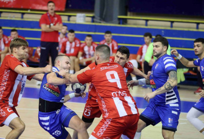 РУКОМЕТАШИ ЈУГОВИЋА ДОЧЕКУЈУ БЕОГРАДСКЕ ЦРВЕНО-БЕЛЕ У АРКУС ЛИГИ: Прво од два „финала“