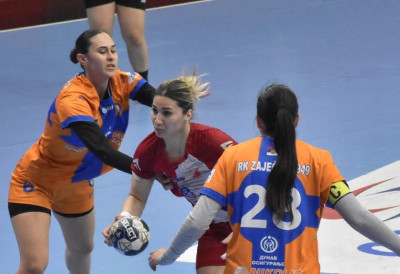 РУКОМЕТАШИЦЕ НЕУМОЉИВЕ ПРОТИВ ЗАЈЕЧАРА: Блистале Тамара Новосел и Ана Чубрило