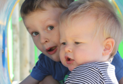 МОРАЛНО ПОНАШАЊЕ НИЈЕ УРОЂЕНО Међународно истраживање понашања деце