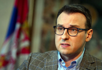 ”МЕШТАНИ ИМАЈУ ПОВЕРЕЊЕ У СРПСКИ ЗДРАВСТВЕНИ СИСТЕМ” Петковић: Табле са обележјима Приштинских институција на амбулантама без сагласности Срба