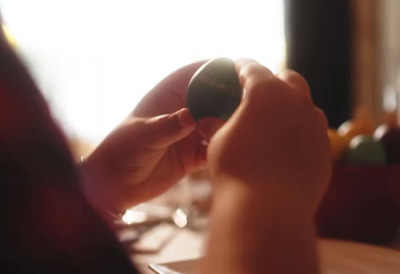 ПРЕДСЕДНИК СРБИЈЕ ЧЕСТИТАО ВАСКРС: Породични сто је место где се сви окупљају и разговарају