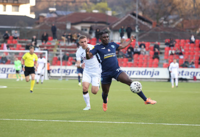 ФУДБАЛЕРИ ПАРТИЗАНА ДОЧЕКУЈУ ЖЕЛЕЗНИЧАР У ПЛЕЈ-ОФУ СУПЕРЛИГЕ: Црно-бели хвале ривала, али га се не плаше