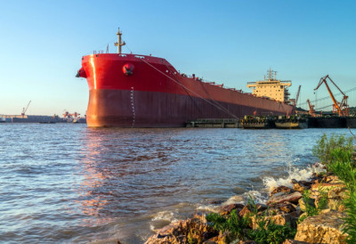 ДА ЛИ ЈЕ ОВО НОВА ТРГОВАЧКА РУТА? Криза у Ормуском мореузу подстакла развој