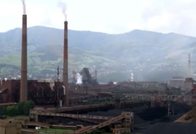 ЈУГОСЛОВЕНСКИ ГИГАНТ НА КОРАК ДО ГАШЕЊА Предузеће са највише запослених у СФРЈ престаје са производњом РАДИЋЕ СЕ НА НОВОМ МОДЕЛУ ПОСЛОВАЊА