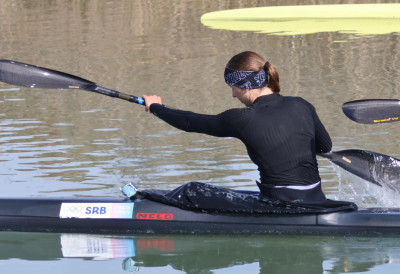 РЕГАТОМ У БЕЗДАНУ ПОЧЕЛА КАЈАКАШКА СЕЗОНА У СРБИЈИ: Жофи Хорват предводила домаћина