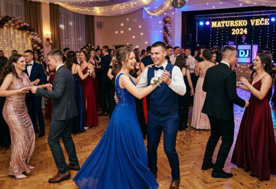 Никад скупља! СПРЕМА СЕ МАТУРА, А НОВЧАНИК СТРАДА Трошкови иду и преко 500 евра по детету