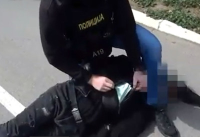 „Pomagao” ljudima u nevolji za 100.000 evra POLICIJA RASKRINKALA LAŽNOG HIRURGA MAKEDONCA (VIDEO)