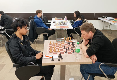 ШАХОВСКИ ВИКЕНД У СРЦУ НОВОГ САДА: Алекса Петровић први међу једнакима