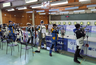 ТРИ ПОБЕДЕ И ПОРАЗ СРБИЈЕ на старту Европске лиге младих у стрељаштву