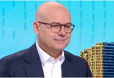 СТРУКА ОДЛУЧИЛА, СРБИЈА ВРАЋА ОБАВЕЗНИ ВОЈНИ РОК ДА САЧУВА МИР Лидер СНС Вучевић јасан: 75 дана је разуман рок да се млади војник обучи!