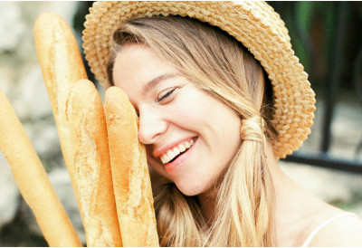 БАГЕТ ЈЕ БИО ТЕМЕЉ НАЦИЈЕ, ДАНАС ЈЕ СУВИШАН Ево шта је пресудило чувеној векни која се налази на УНЕСКОВОЈ листи!