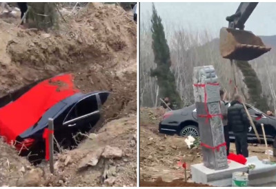 (ВИДЕО) На онај свет са Мерцедесом! БОГАТАШ САХРАЊЕН СА АУТОМ вредним 130.000 евра! БАГЕР СВЕ СТАВИО У ЗЕМЉУ, а снимак шокирао јавност