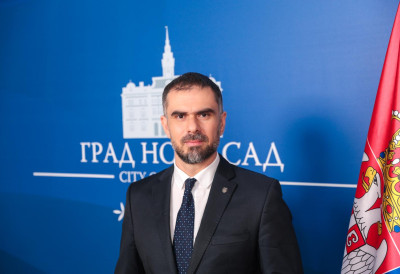 “Новосађани, проведите празник у миру, с радошћу и љубављу“ ГРАДОНАЧЕЛНИК МИЋИН ЧЕСТИТАО УСКРС који се обележава по ГРЕГОРИЈАНСКОМ КАЛЕНДАРУ