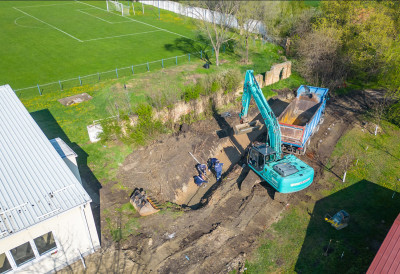 ДРЖАВА И ПОКРАЈИНА УЛАЖУ У МЕЛЕНЦЕ Милионска инвестиција мења спортски центар у Бањи “Русанда”