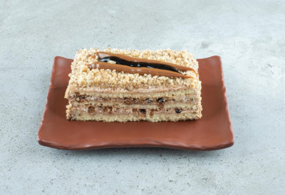 Опасно кремасто: ВРЕМЕ ЈЕ ЗА КИНДЕР БУЕНО КОЦКЕ, КОЛАЧ КОЈИ НЕ ПРИЗНАЈЕ САМОКОНТРОЛУ