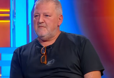 „НАЈБОЉЕ СТВАРИ СЕ ДЕШАВАЈУ ИЗМЕЂУ СРЕЋЕ И ТУГЕ“ Токин представио НОВУ ЗБИРКУ ПРИЧА "Први излаз за Розарито“