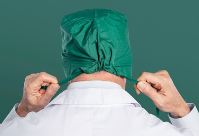 „Помагао” људима у невољи за 100.000 евра ПОЛИЦИЈА РАСКРИНКАЛА ЛАЖНОГ ХИРУРГА МАКЕДОНЦА