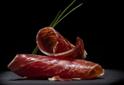 ЗЛАТИБОРСКА ПРШУТА У ЕЛИТИ: Ево које место је заузела на светској листи сухомеснатих производа!